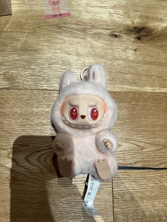 Pop Mart Statuette: Labubu The Monsters Have a Seat - Original – Nuovo (secondo la descrizione) da Wattwil venduto da Luna8 1