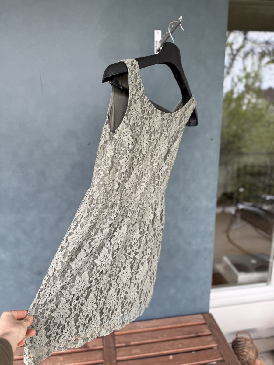 Kleider: Sommerliches Spitzenkleid🌼🌞🌿 – Gebraucht aus Egg b. Zürich von Flummi