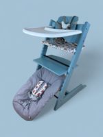 Stokke Tripp Trapp mit Babyset, Kissen, Tray, Gurt & Newborn