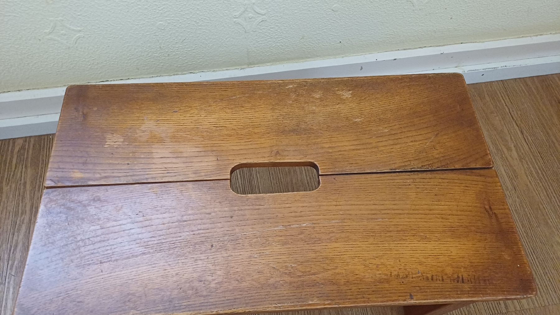 Hocker: Antiker Schemmel  – Gebraucht aus Flawil von Pinkmalibu 3