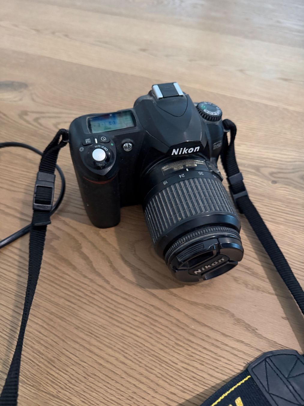 Nikon Appareil photo: Spiegelreflexkameria D50 Nikon – D'occasion à Adlikon par Zojanima123 1