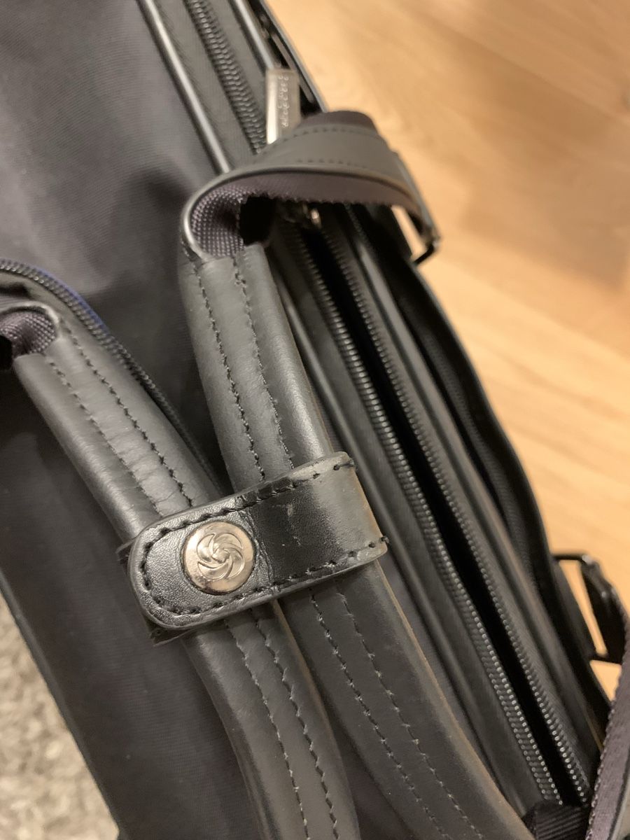 Samsonite Valigie: Samsonite Rolling Tote Suitcase/ Pilot bag - Great Condition – Nuovo (secondo la descrizione) da Zürich venduto da ama_h6ts 9