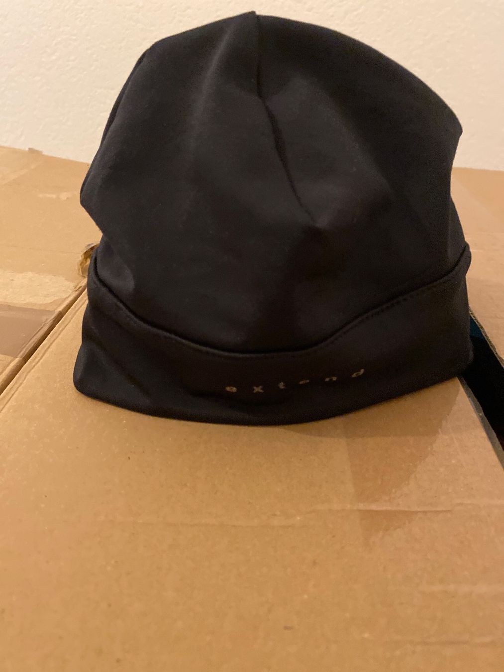 Copricapi, berretti & cappellini: Extend Mütze, schwarz – Usato da Münsingen venduto da lyf_j8ng 1