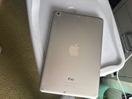 Ipad mini 2 - A1498 - icloude / Display ganz!!!