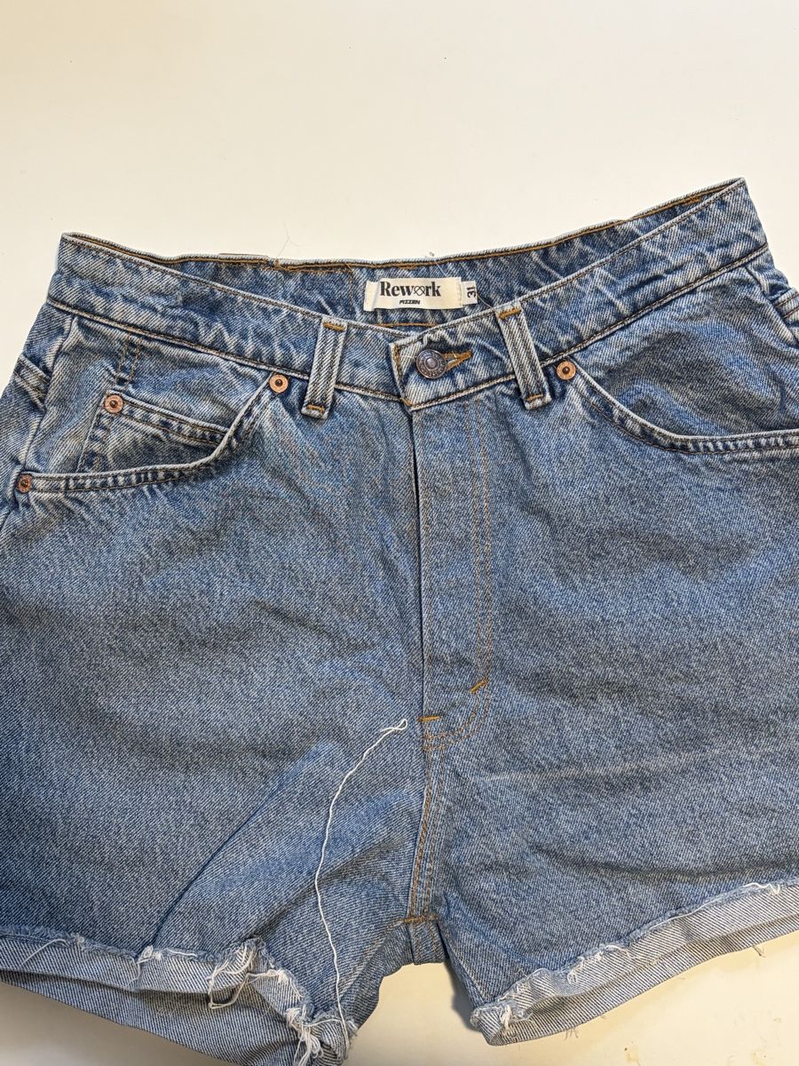 Levi's Jeans: Levis Short L – Nuovo (secondo la descrizione) da Fribourg venduto da ani_qj7v 6