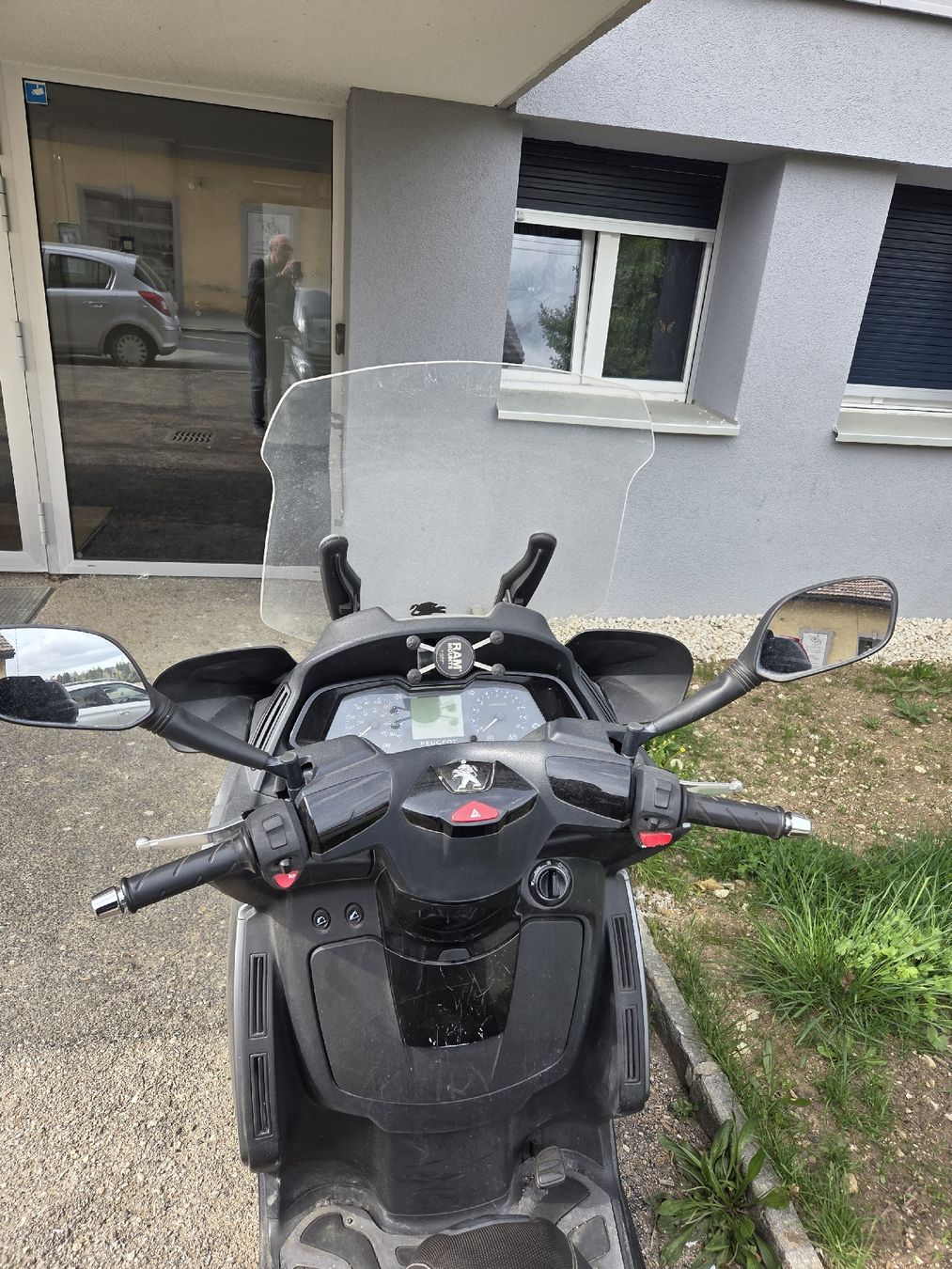 Peugeot Scooter: Peugeot Metropolis 400RS – Usato da La Chaux-de-Fonds venduto da tan_hk7p 6