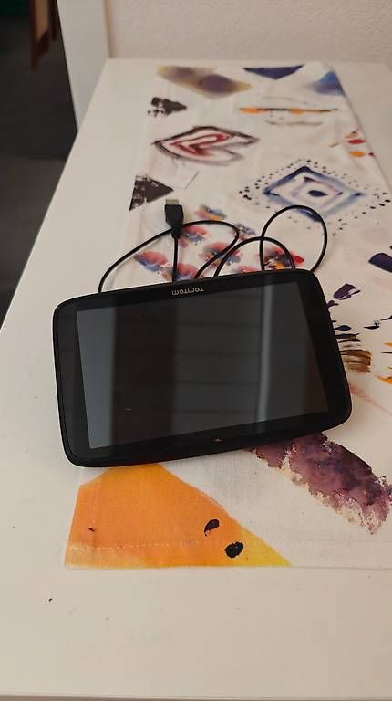 Navigatori: TomTom 4PN60 Navigationsgerät – Usato da Turbenthal venduto da nag_5x6c