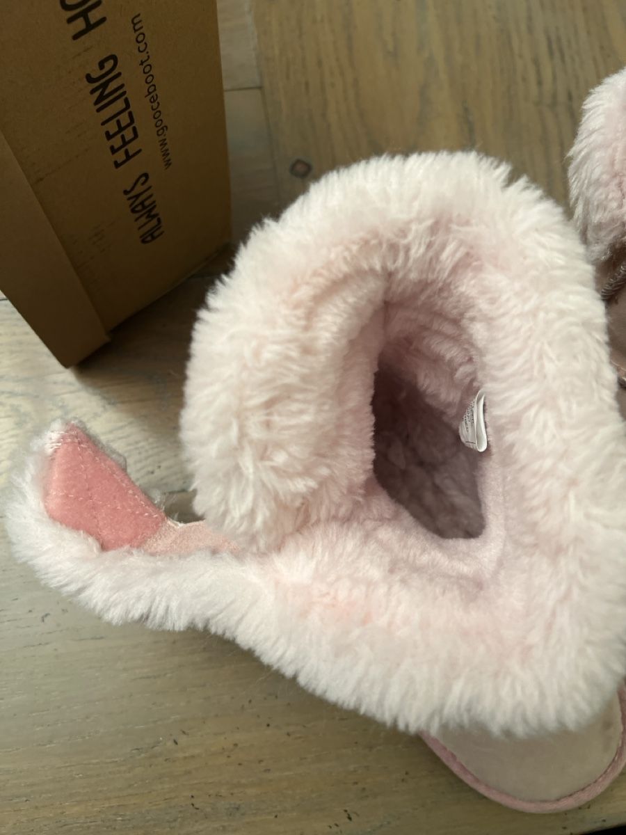 Schuhe für Mädchen: Gooce Boots Sheepskin/wool 33 Pink – Neu (gemäss Beschreibung) aus Wettswil von Mdx 7