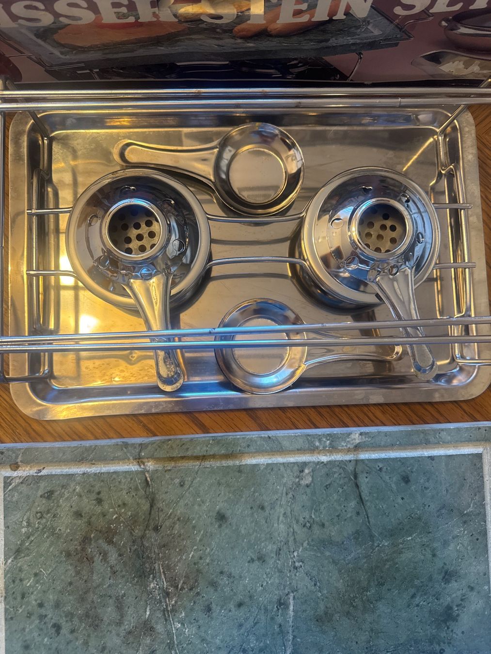 Elettrodomestici da cucina: Heisser Stein Set mit Brenner neuwertig – Usato da Rüti b. Büren venduto da helscherj 1