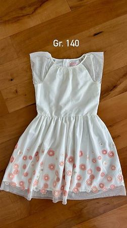 Mädchenkleid / Sommerkleid Gr. 140