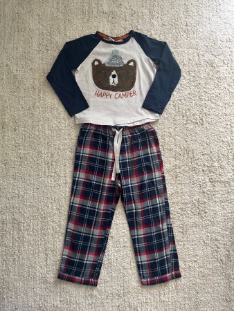 T-shirt + PJ pants - size 98/104