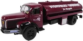 Berliet GLM 10B Pinardier 1955 , Vignobles Carriere  , 1:43