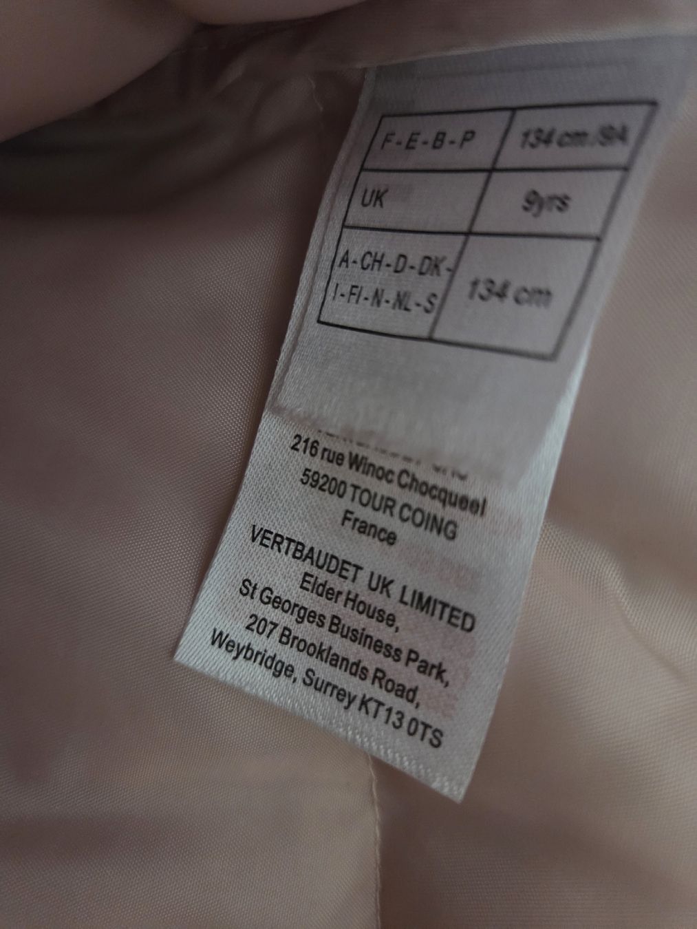 Vertbaudet Giacche & Cappotti: Mädchen Jacke von Vertbaudet Gr. 134 – Usato da Stein AG venduto da MARILiii89 3