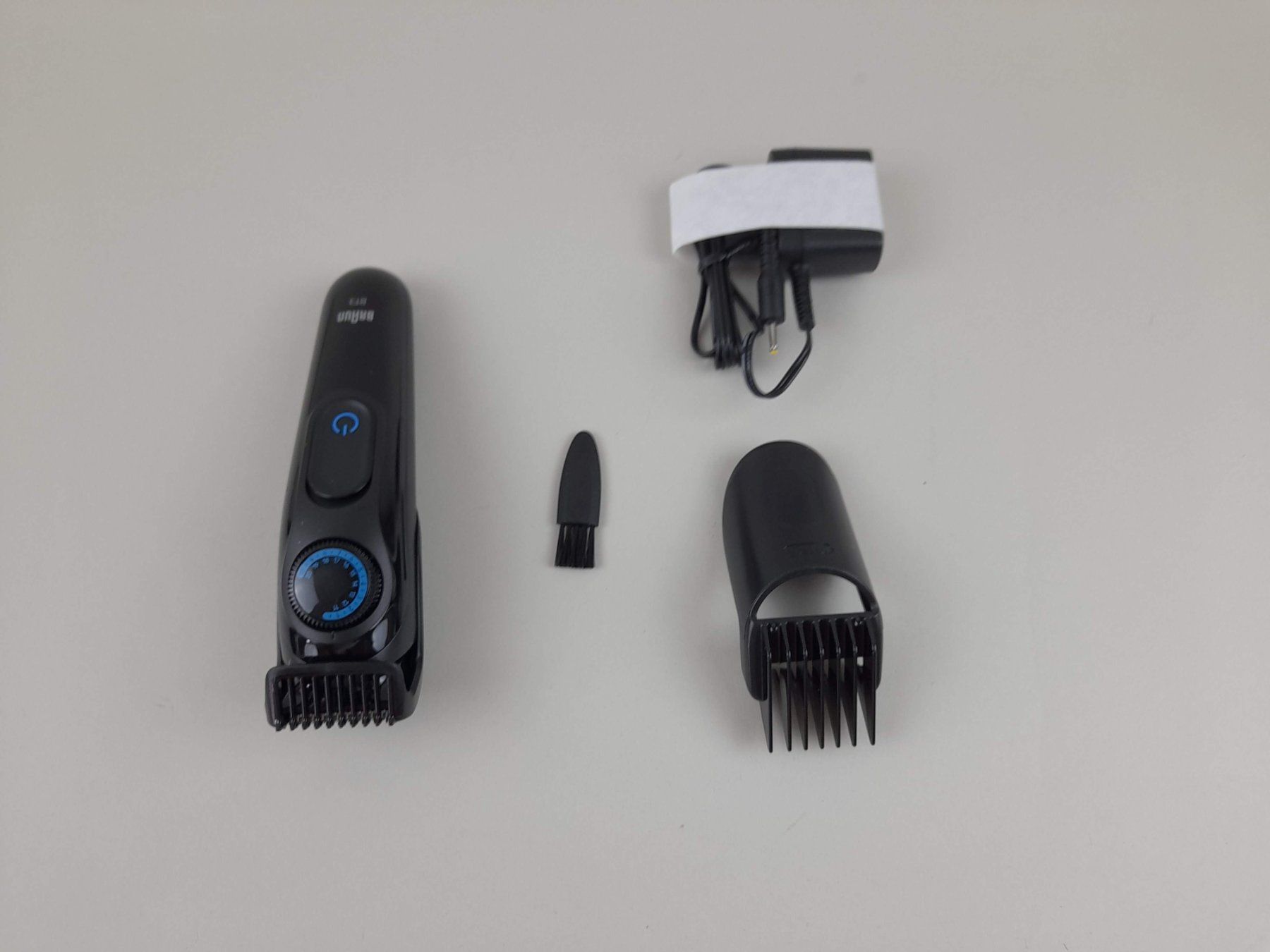 Braun Rasierapparate & Rasierklingen: BRAUN Trimmer – Neu (gemäss Beschreibung) aus Liebefeld von Restwert_Liebefeld