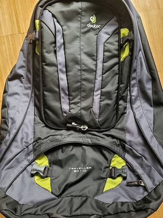 Neuwertig: Deuter Traveller 80 