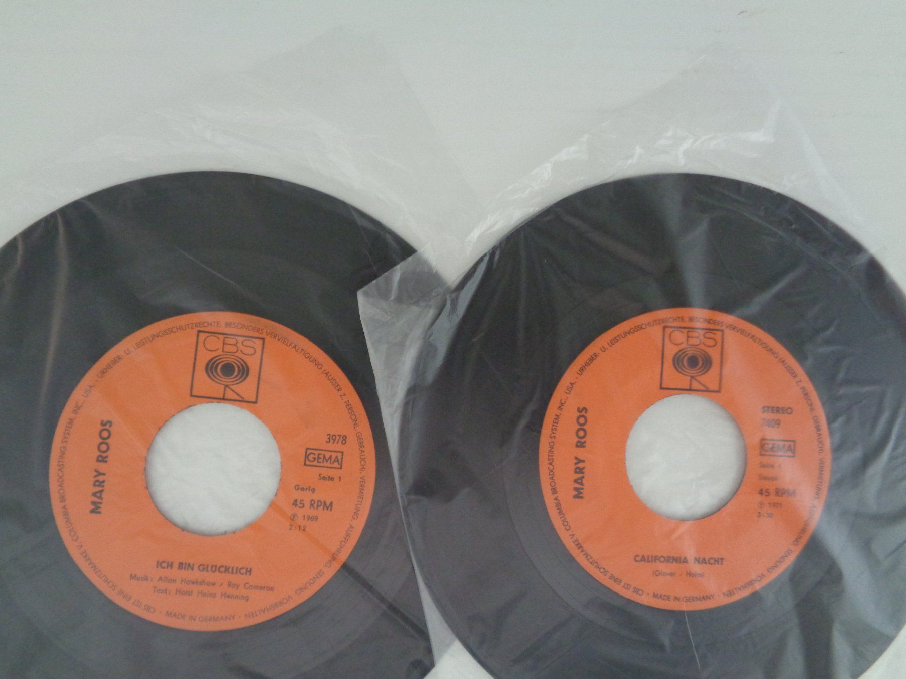 Dischi in vinile: 11 Vinyl Singles -2x M. Mathieu - 4x Adamo - 5x Mary Roos – Usato da Chur venduto da omonia 4
