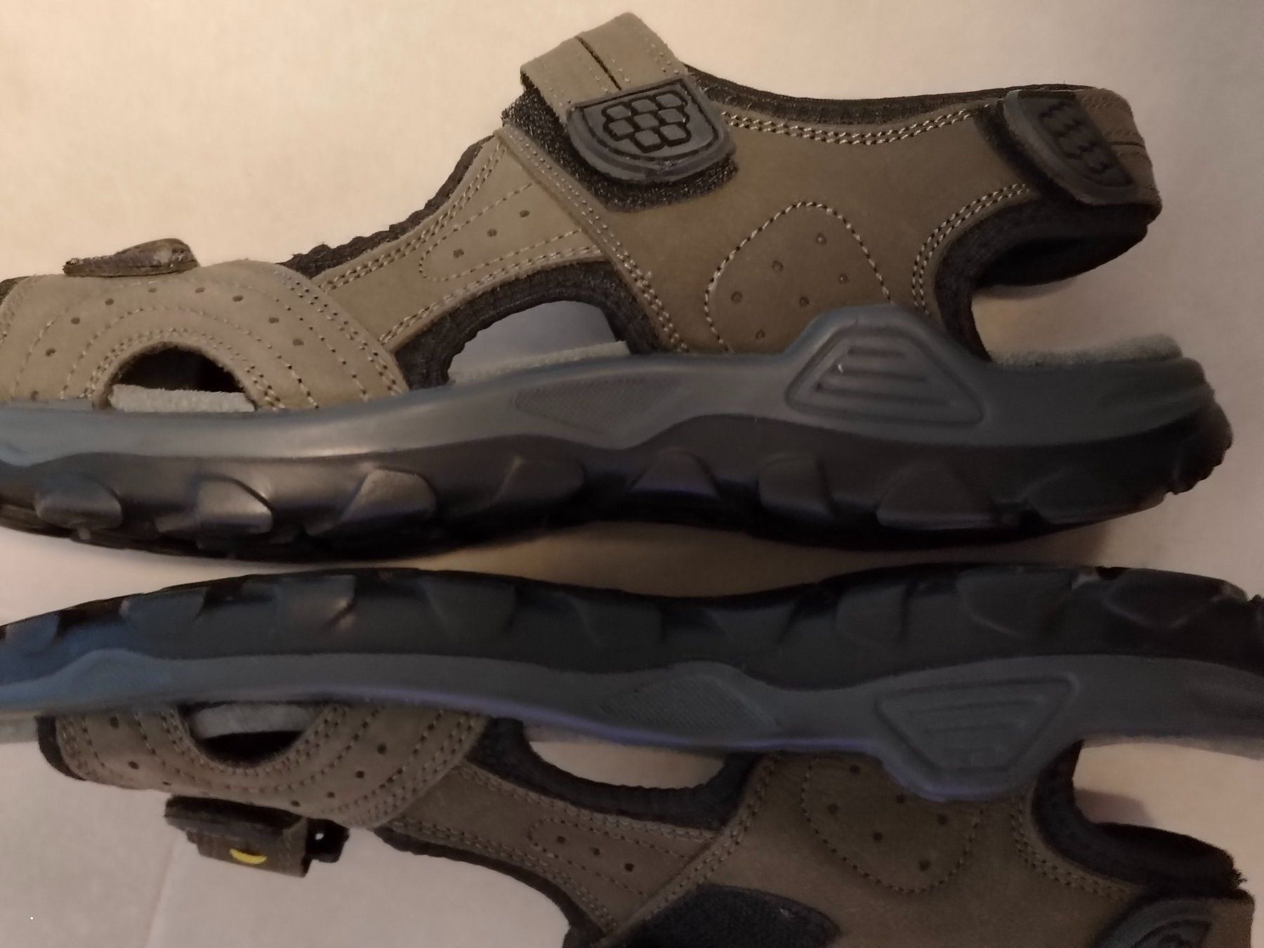 Herrenschuhe: Gr. 43. Bama Sandale braun grau – Gebraucht aus St. Gallen von Bisaknosp 9