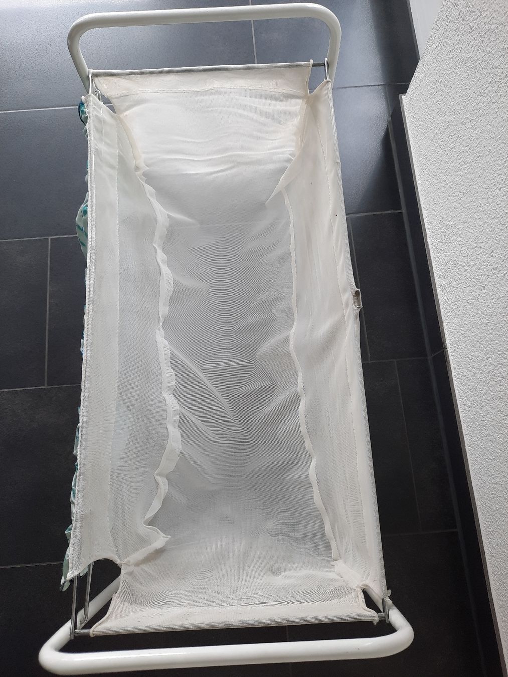 Spielzeuge: Puppenbett mit Himmel 4-teilig – Gebraucht aus Dörflingen von Palmetto 4