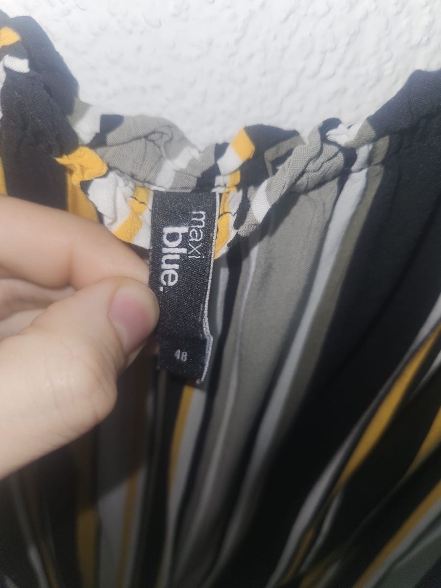 T-shirt: Gestreiftes Langarmshirt, Größe 48 – Nuovo (secondo la descrizione) da Kreuzlingen venduto da Lore2000 2