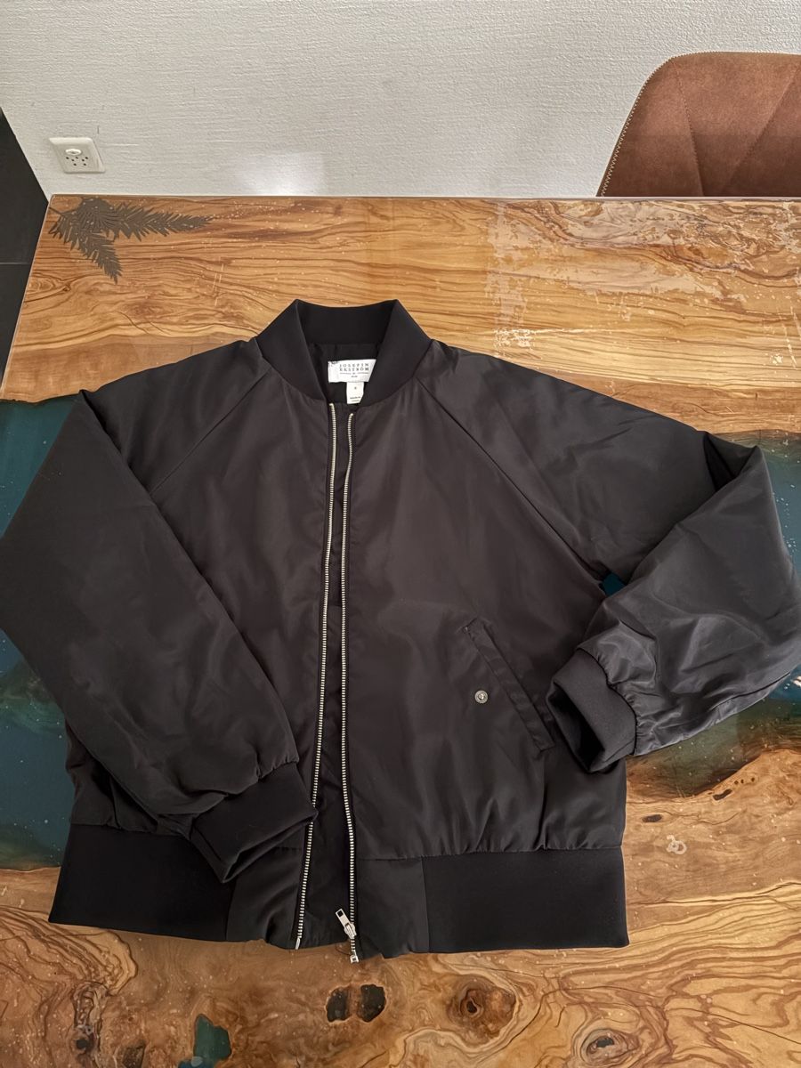 Vestes: Schwarze Bomberjacke – Neuf (Voir description) à Chur par giusy.25
