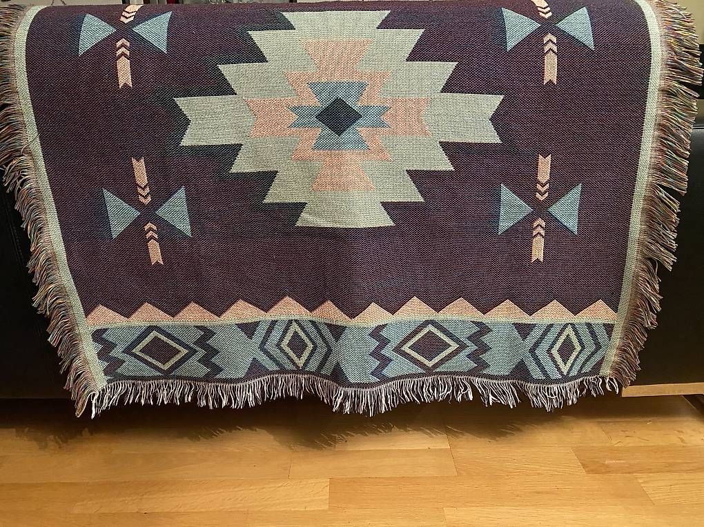 Couvertures: Sofadecke 90x90cm Boho Style mit Fransen – D'occasion à Bern par Mondol