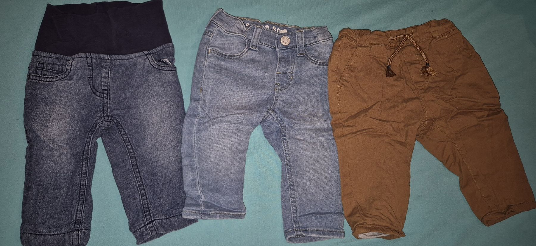 Kleiderpakete & -sets: Hosen Gr. 68 – Neu (gemäss Beschreibung) aus Biel-Benken BL von sar_56r6