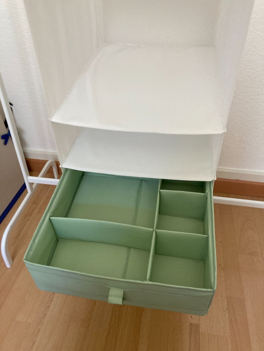 Ikea Guardaroba: Garderobe / Kleiderstange Ikea – Usato da Luzern venduto da JasFel 1