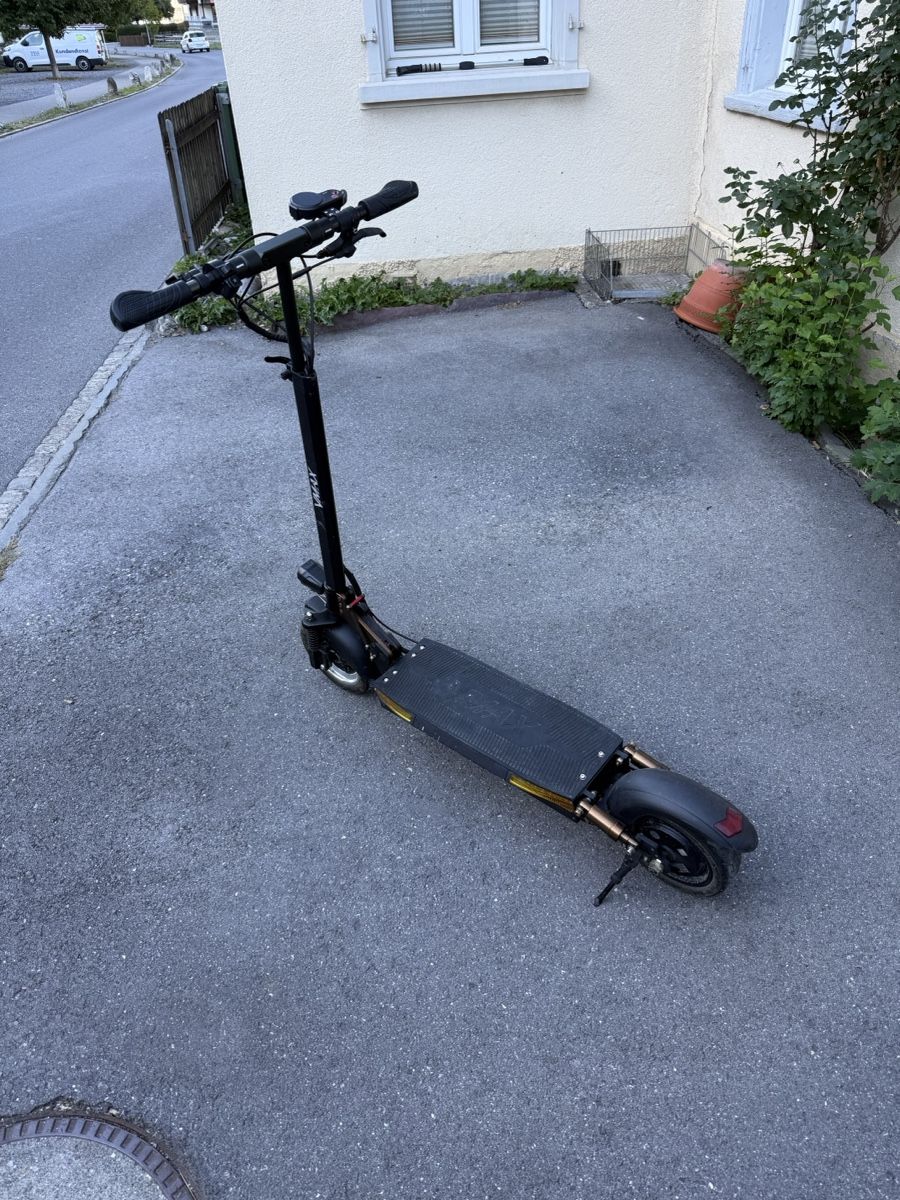 Scooter: Elektroroller VMAX R25 I Am Performance – Usato da Wangs venduto da Puchsohn