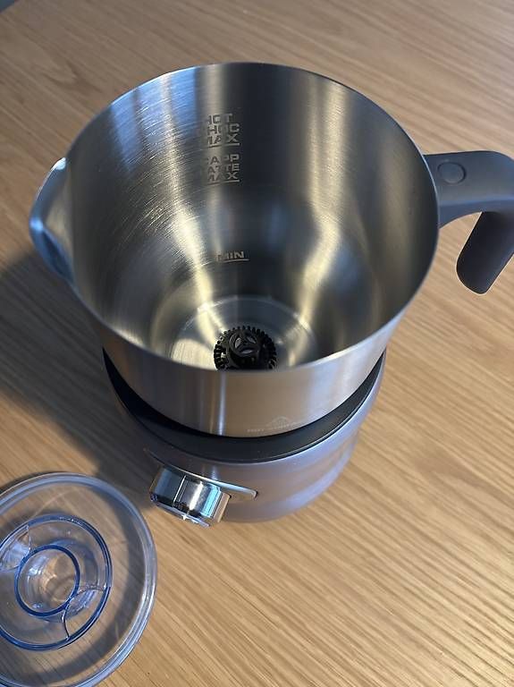 Sage Appareils de cuisine: Sage Milchschäumer Milk Café Silber – D'occasion à Zürich par car_9sdb 3