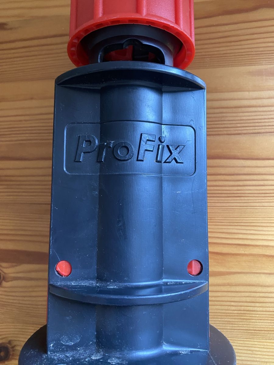 Tutti gli attrezzi: Profix Erdanker Sonnenschirm Bodenanker – Usato da Wiesendangen venduto da argon03 4