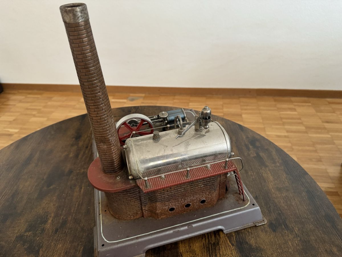 Wilesco Kit di modellismo & Modellini statici: Wilesco Dampfmaschine – Usato da Zunzgen venduto da milesdavis76 5