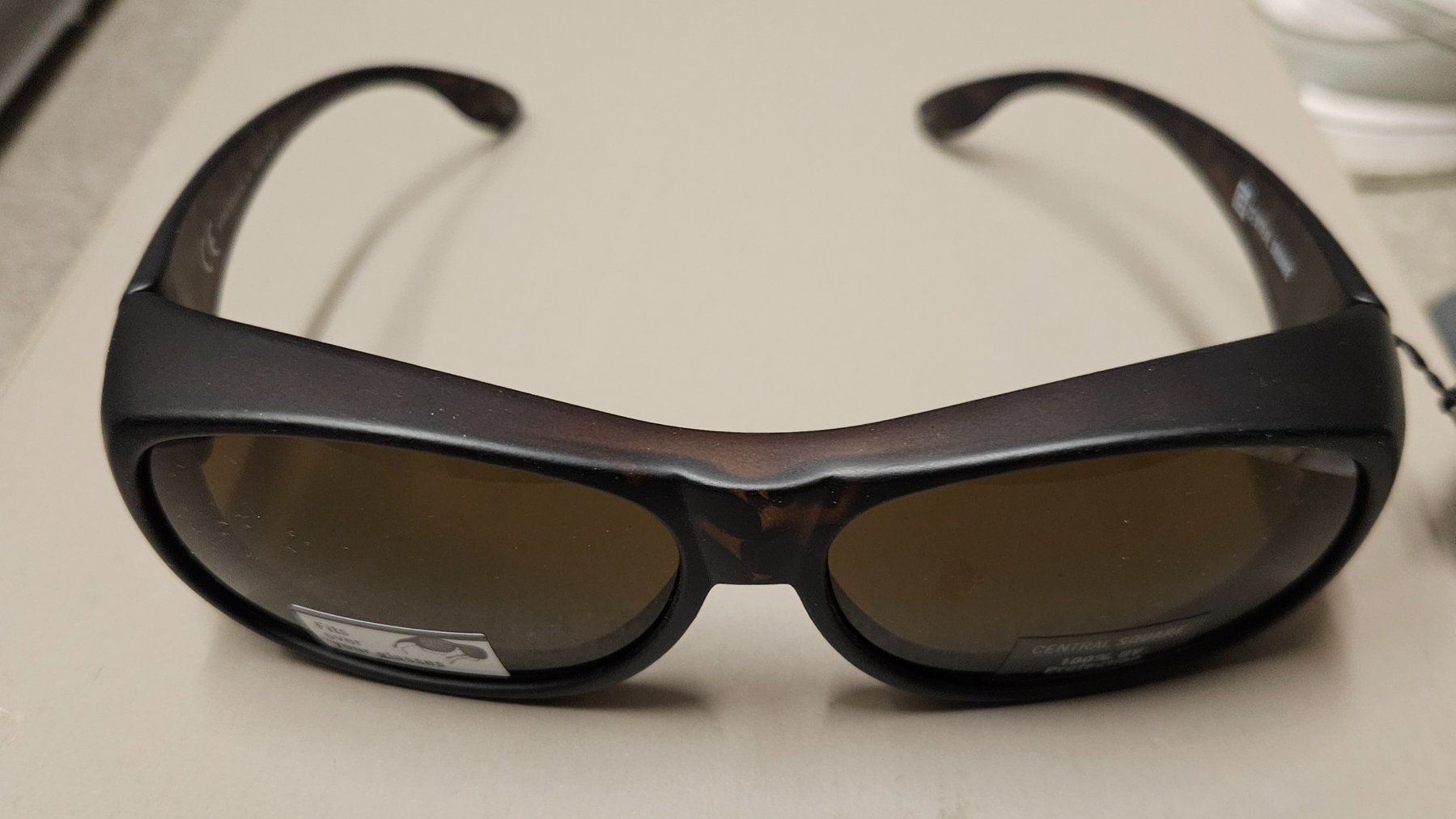 Occhiali & Lenti: Sonnenbrille "Central Square" Überzieh-Brille – Nuovo (secondo la descrizione) da Dachsen venduto da Topparts1