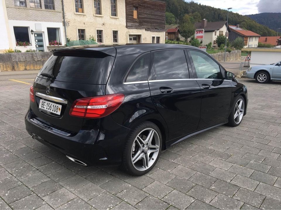 Mercedes-Benz Automobili: Mercedes B250 AMG – Usato da Le Fuet venduto da MosArt58 1