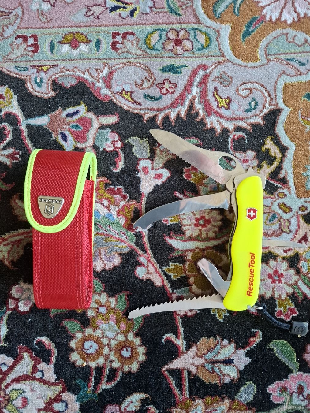 Victorinox Coltelli tascabile: Victorinox Rescue Tool – Usato da Zürich venduto da bos_fh75