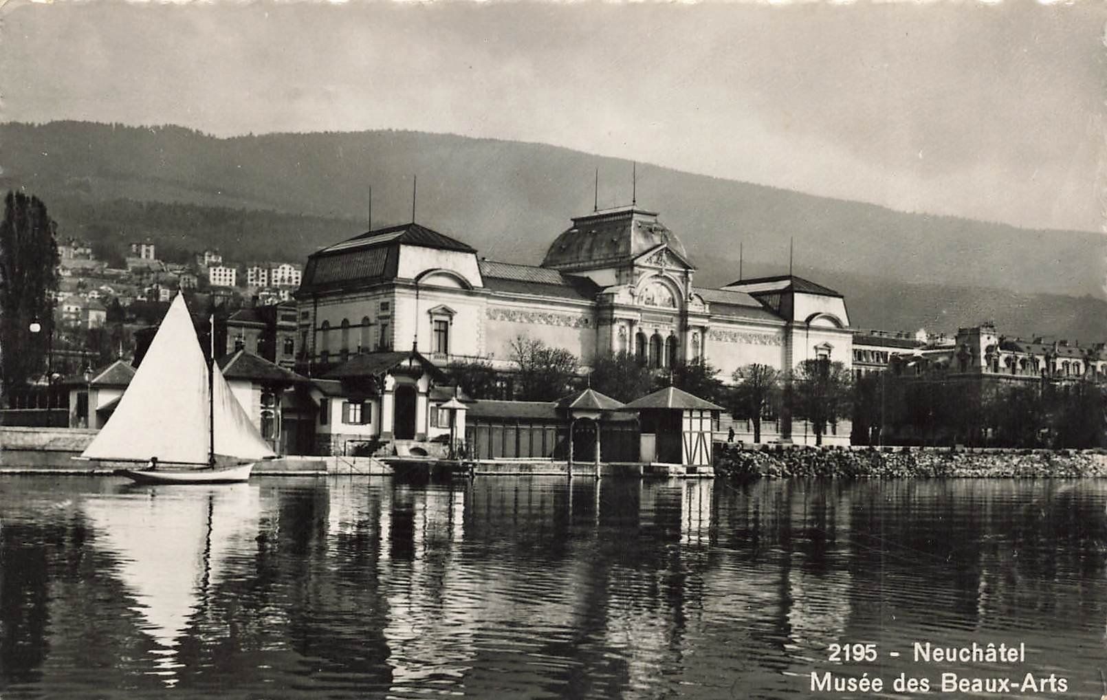 Ansichtskarten: Neuchâtel Musée des Beaux-Arts – Gebraucht aus Schwyz von Seffi56