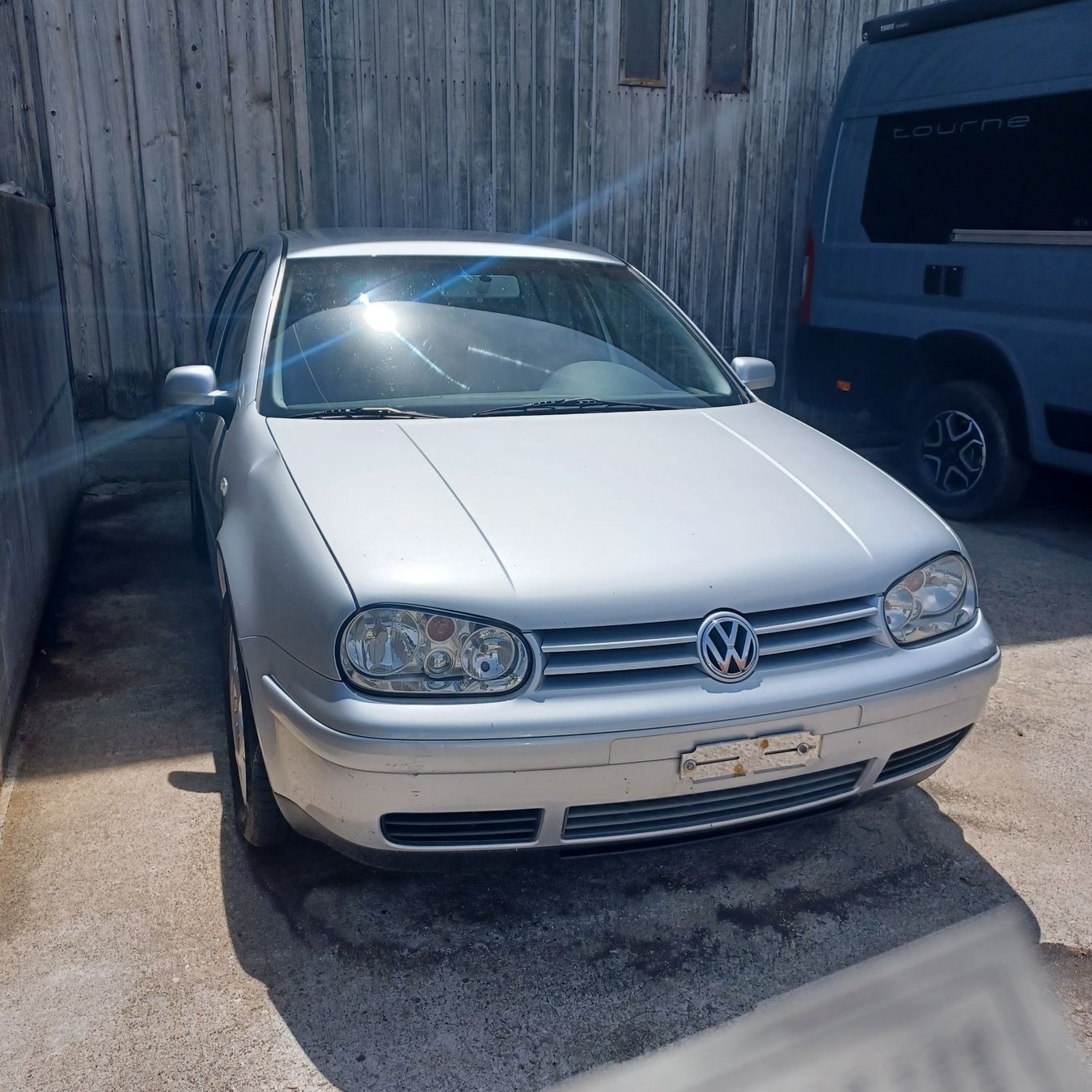 VW Autos: VW Golf 4  1.6 L – D'occasion à Niederhelfenschwil par kaefer97 5