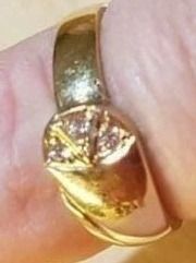 Ringe: Damenring mit drei schönen Steinen – Gebraucht aus Unterägeri von Altgoldschmuck 2