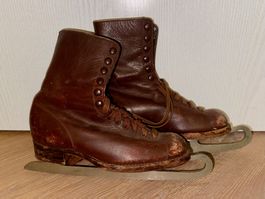 Alte Schlittschuhe Gr. 30.5 von Bally Sport