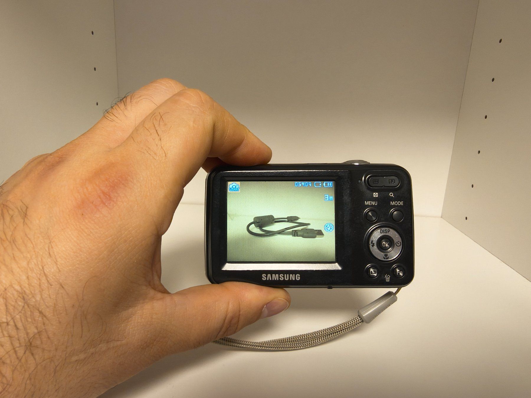 Samsung Fotocamera: Digitalkamera - Samsung ES80 mit Zubehör – Usato da Schaffhausen venduto da thugNme 6