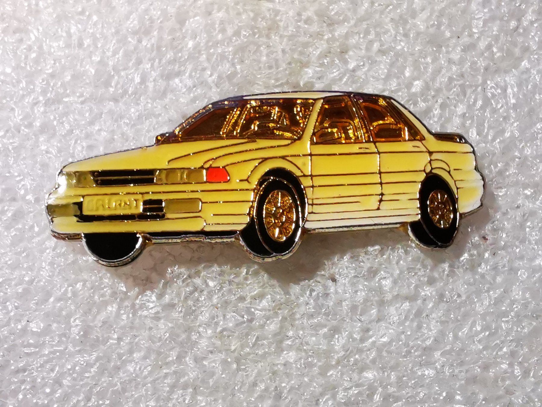 Placchette & Badge: Ansteckpin 88: Auto – Usato da Oppligen venduto da Pin-Fall-Shop