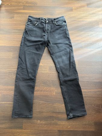 Tolle Jeans - Jack & Jones MIKE/tapered 31/34 - wie neu