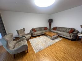 Schönes Sofa Set 3+3+1+1