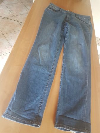 Pantalon jeans taille W33 L32 marque Esprit 90% coton