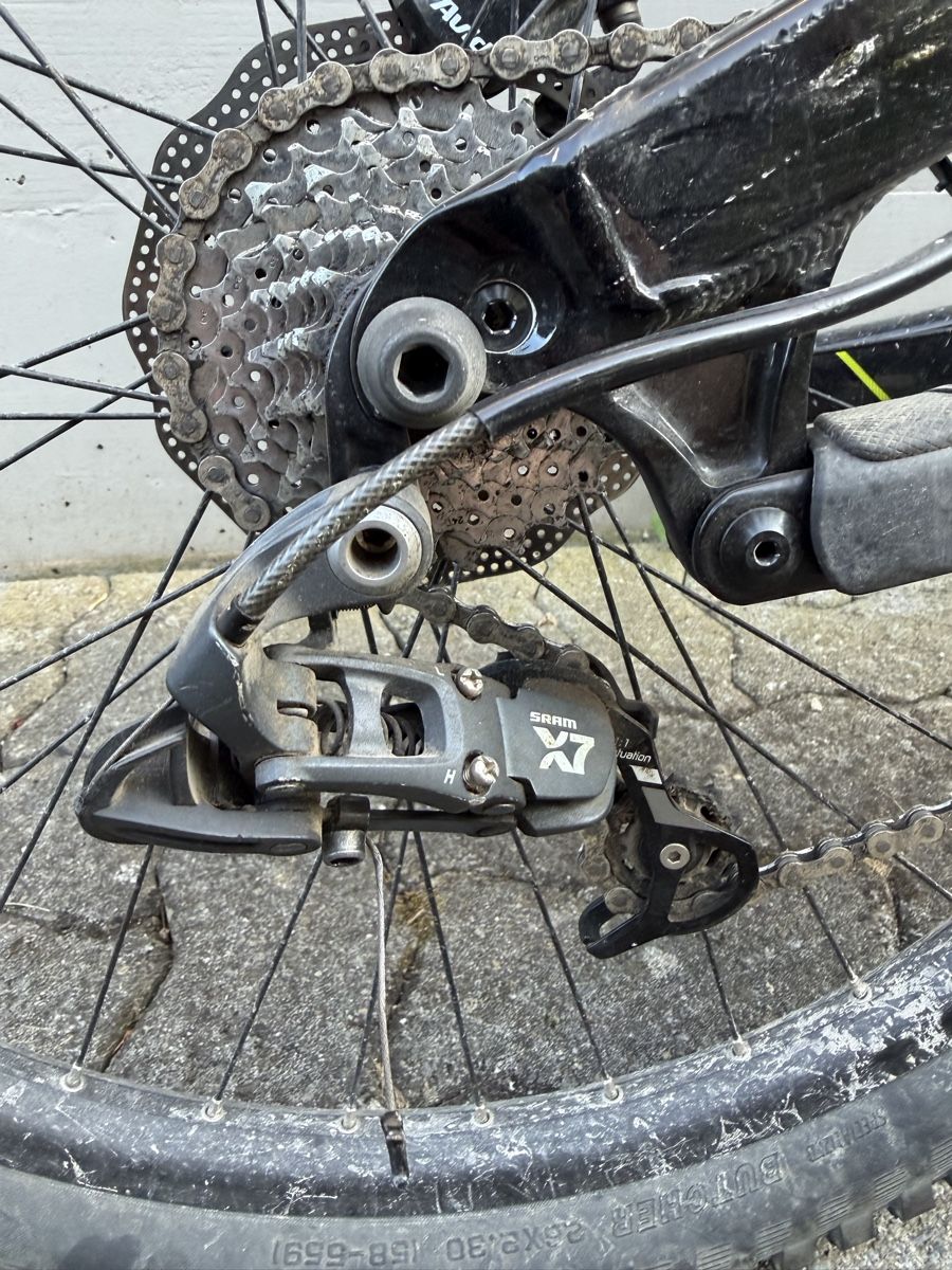Specialized Velos: Specialized STATUS Down Hill – Gebraucht aus Gelterkinden von sandos7_221 5