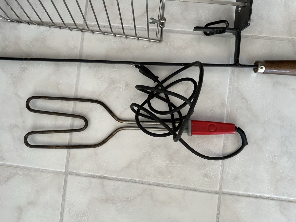 Griglie: Grillzubehör – Usato da Oberengstringen venduto da Affeier0