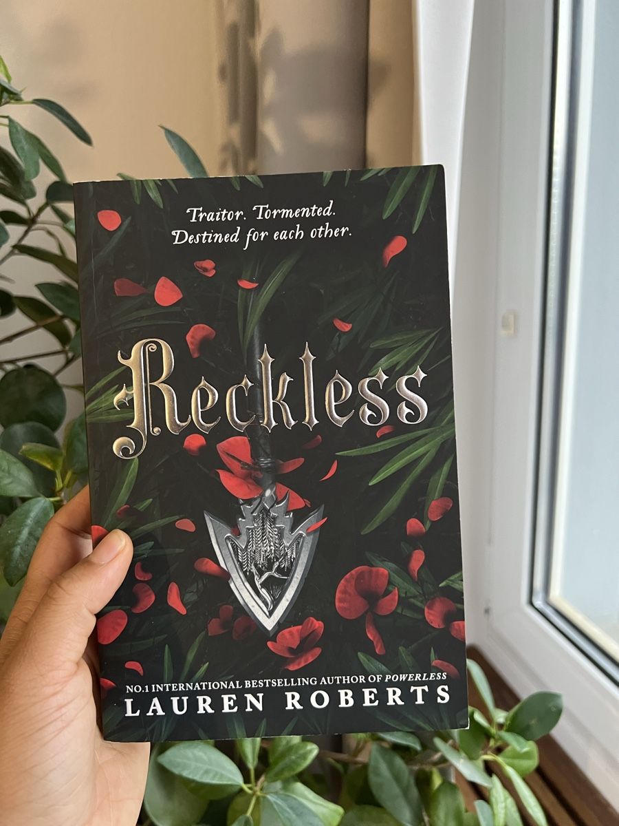 Libri: Powerless-Reihe von Lauren Roberts – Nuovo (secondo la descrizione) da Glattbrugg venduto da readsy 3