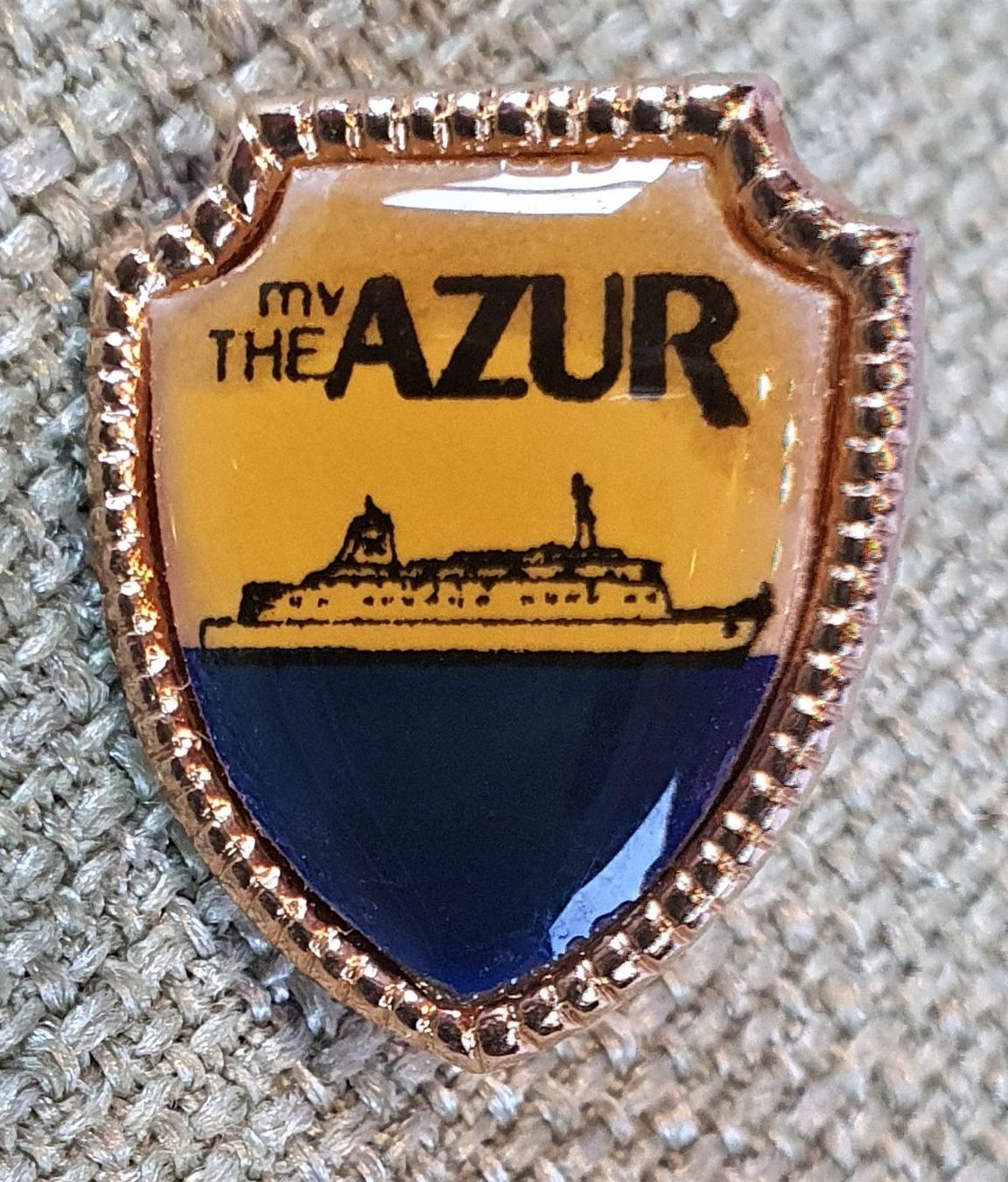Medaglie: A074B - Pin mv THE AZUR Schiff – Usato da Reinach BL venduto da Boston-Verkauf
