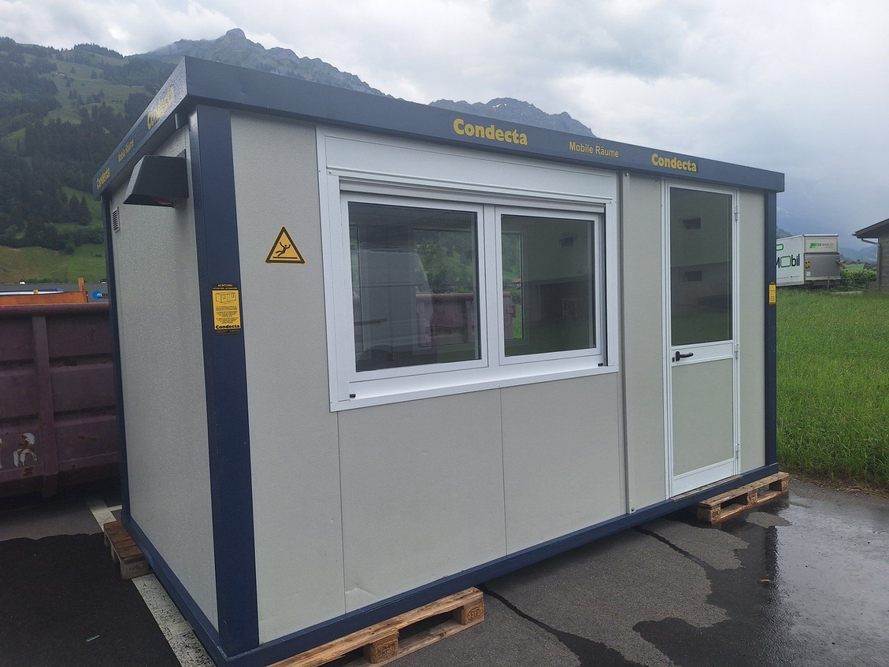 Conteneurs de construction: Baucontainer Condecta – D'occasion à Frutigen par orpaw