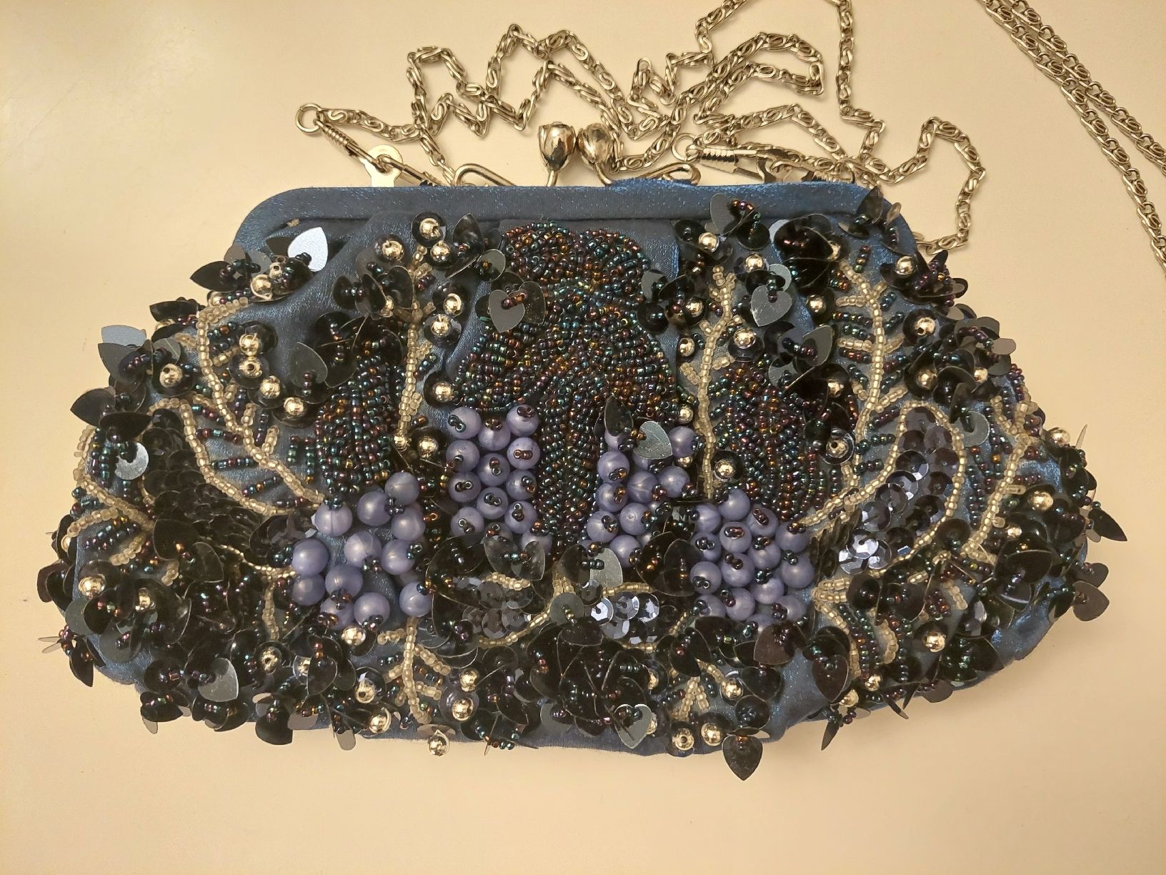 Borse da donna: blue sequin evening purse – Nuovo (secondo la descrizione) da Genève venduto da ado_x2xq 1