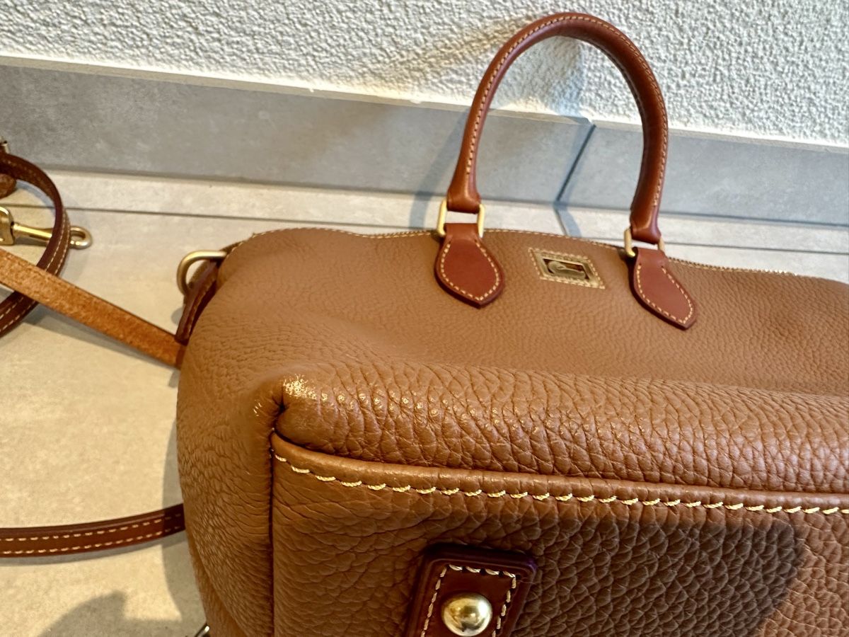 Dooney & Bourke Borse da donna: Dooney & Bourke Handtasche Leder – Usato da Männedorf venduto da jellybean20 7